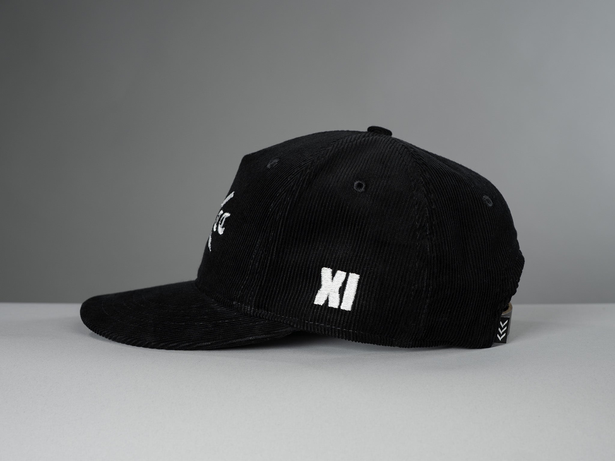 MOMENTO MORI Corduroy Cap