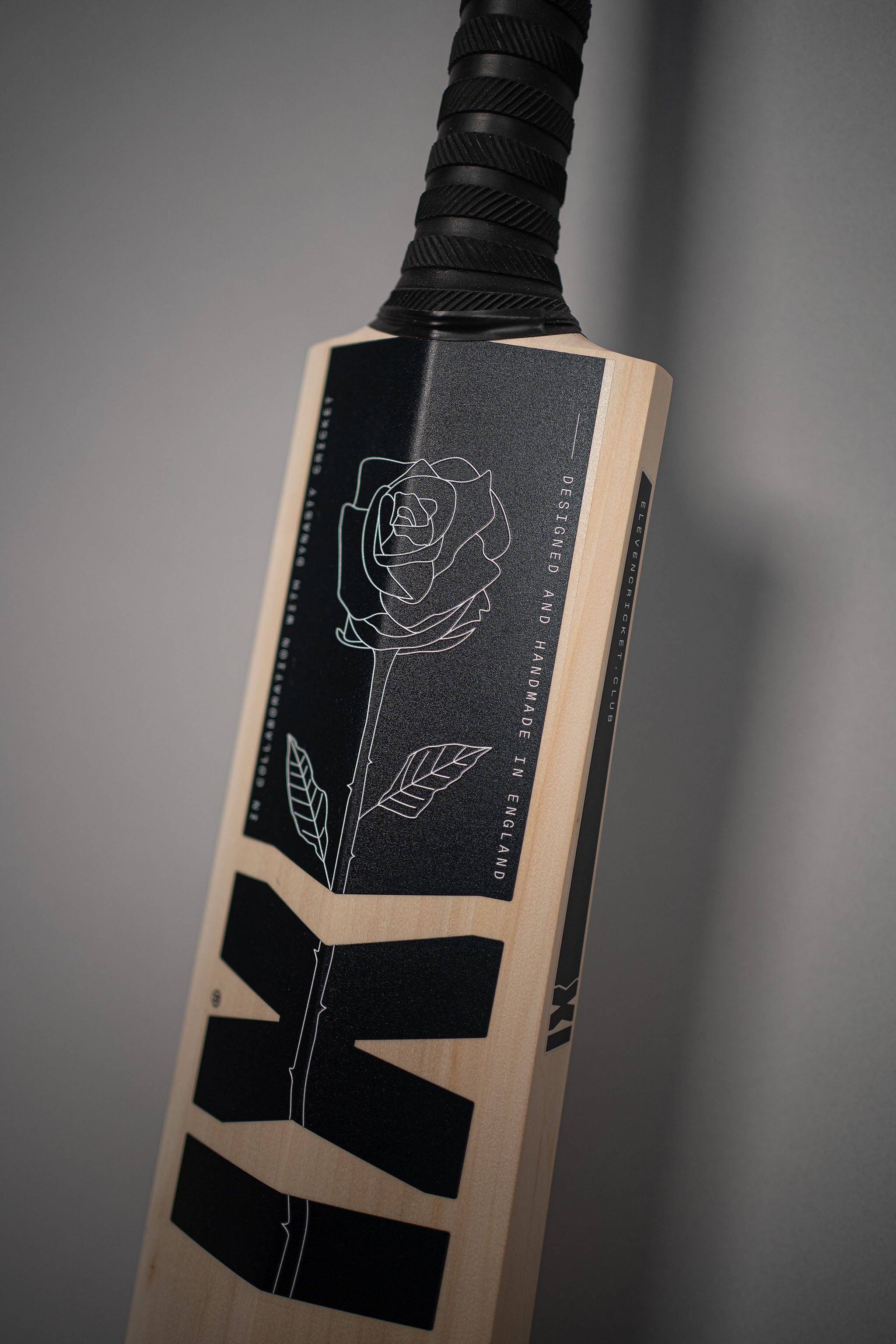XI PROVENIR Adult Cricket Bat